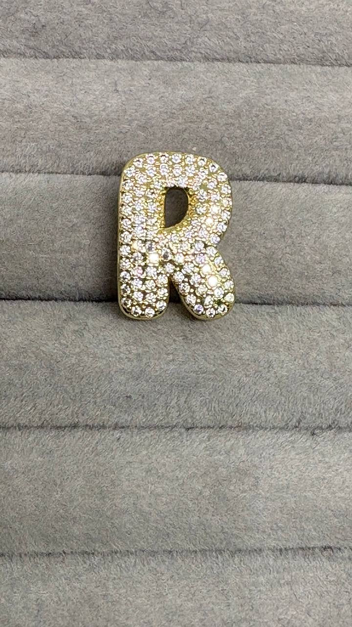 R brillante